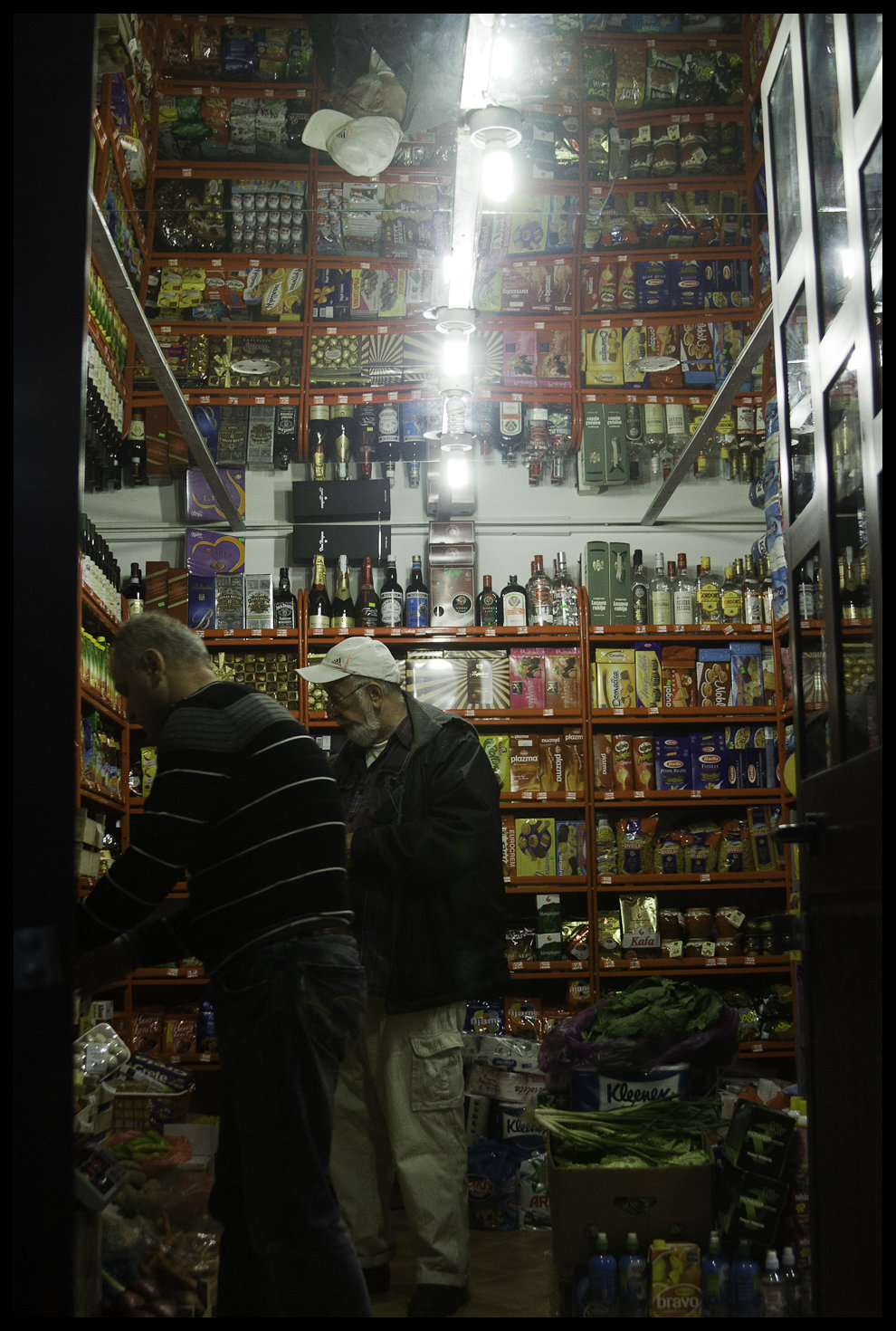 Shopping cubicle