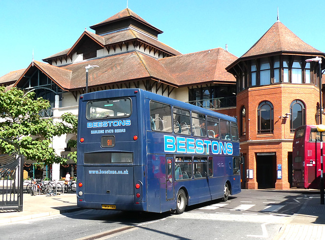 Beestons Coaches YN54 OAH in Ipswich - 8 Jul 2022 (P1120276)