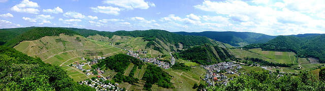 DE - Mayschoß - Panoramic view from Ümerich hill