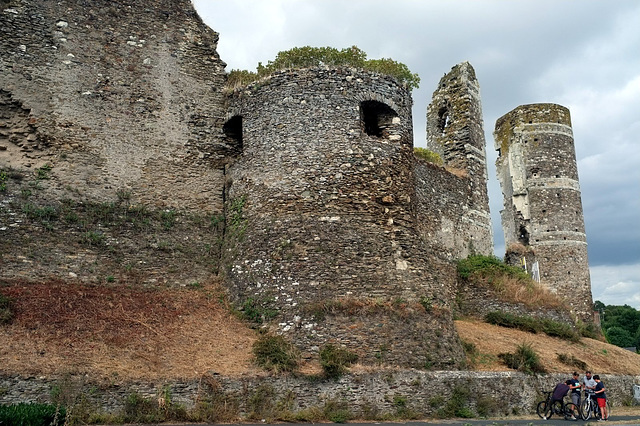 Ruines du château de Champtocé