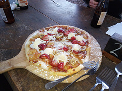 dessert pizza!