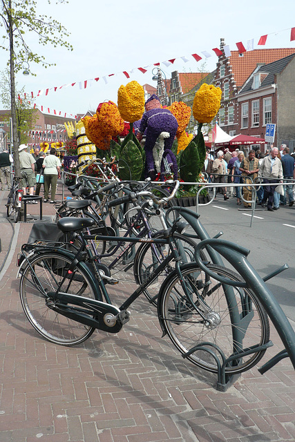 Bloemencorso Float