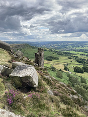 Curbar Edge views South to Baslow Edge