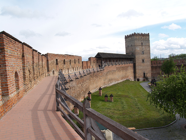 Луцк, На стенах замка Любарта / Lutsk, On the Wall of Lubart Castle