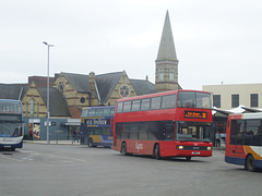 Lynx (Coastal Red) 50 (UWW 2X) (X153 LBJ) in King's Lynn - 22 Mar 2018 (DSCF1033)