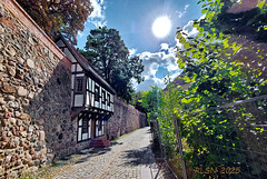 Wiekhaus im Gegenlicht