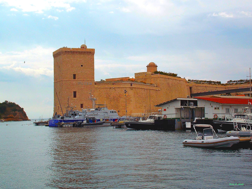 Le fort Saint Jean, pris en sortant du Vieux Port !