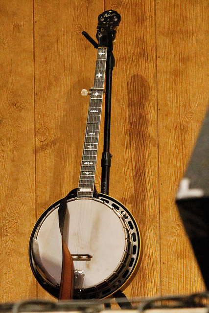 Keith's Banjo at Rest