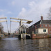 In den Grachten Hebe Brücke  von Amsterdam