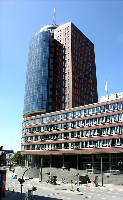 Hanseatic Trade Center auf der Kehrwiederspitze, A