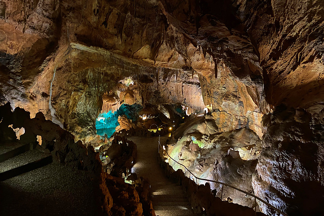 Mira de Aire Caves, Portugal