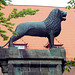 Löwenstatue am Dom zu Lübeck