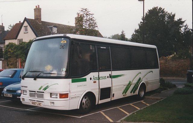 Anderson Tours R187 LBC in Mildenhall Oct 1998 (404-1A)