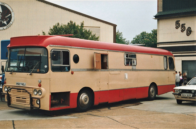 Caravan/recreational vehicle RSD 742J at RAF Mildenhall - 25 May 1991 (also see insert photo) (141-20)