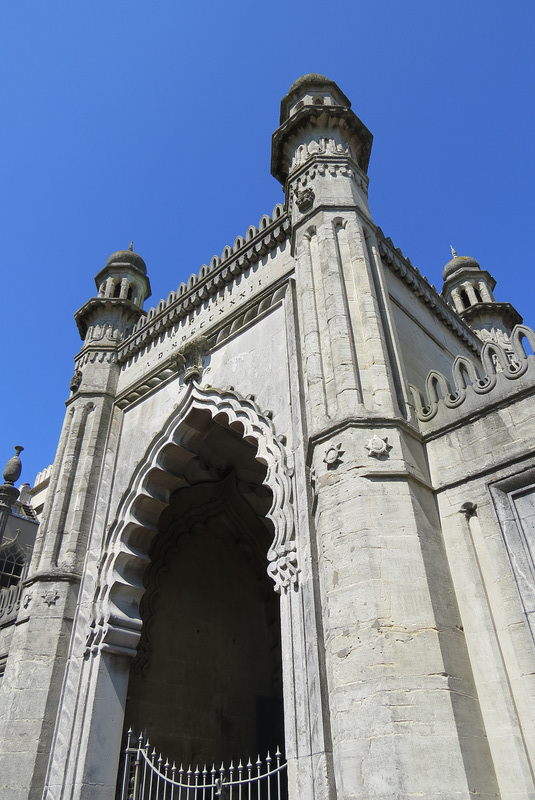 north gate, brighton pavilion, sussex