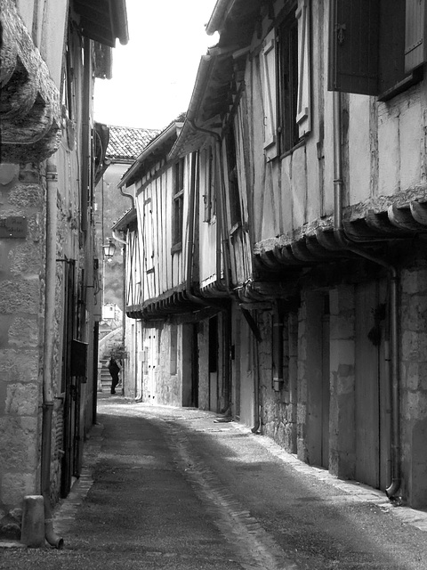 Stone Laneway Issigeac