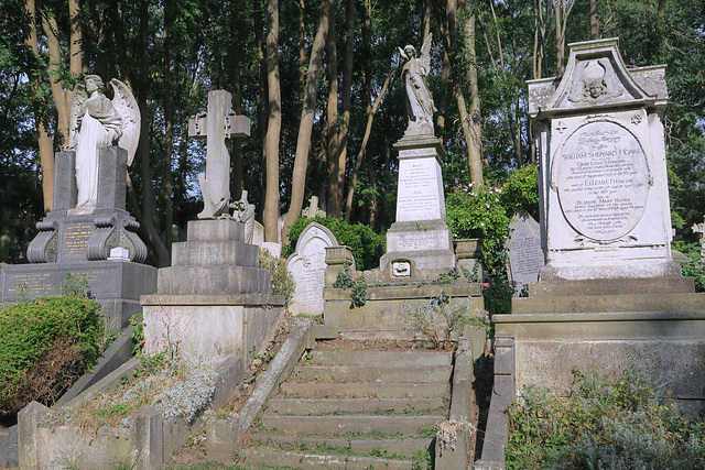 IMG 2973-001-Highgate Tombs