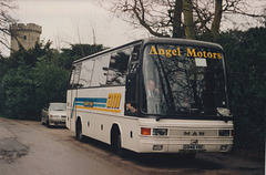 Angel Motors G948 VBC at Warwick Castle – Mar 1991 (138-5A)