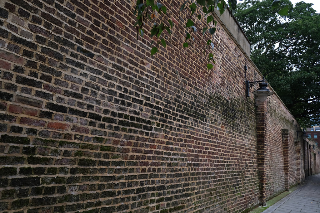 Marshalsea prison wall