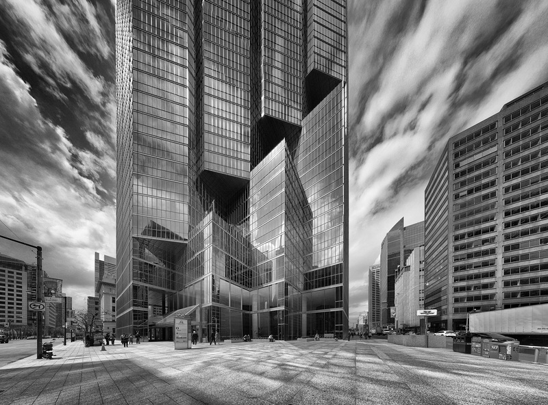 iPhone gone crazy at a Lunchtime Stroll in Downtown Toronto