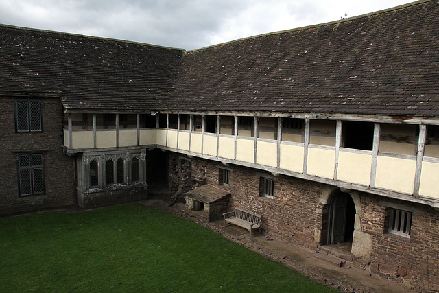 Tretower Court