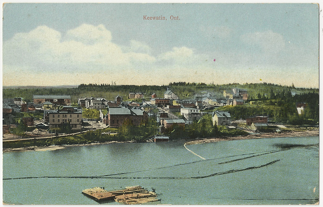 KW0115 KEEWATIN - (TOWN VIEW FROM WEST)