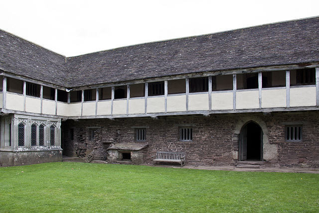 Tretower Court