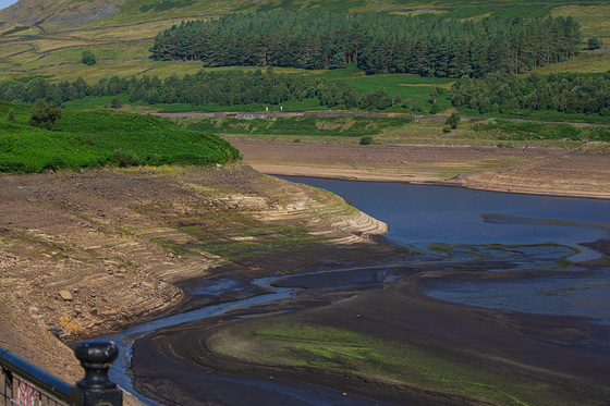 Woodhead Reservoir nearly empty