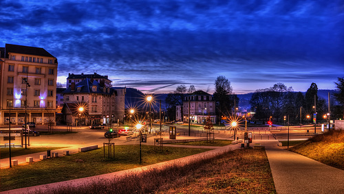 BESANCON: Esplanade de la Gare Viotte. 03