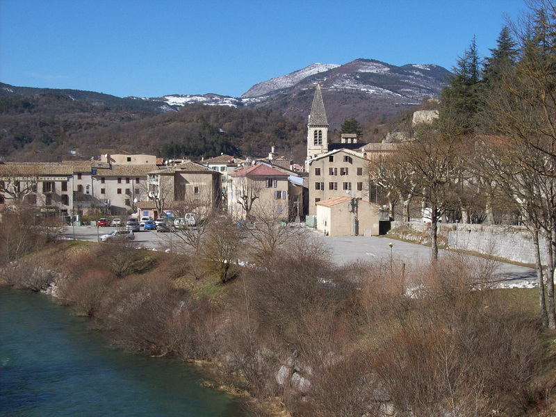 CASTELLANE kaj la rivero VERDON