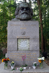 IMG 2993-001-Karl Marx