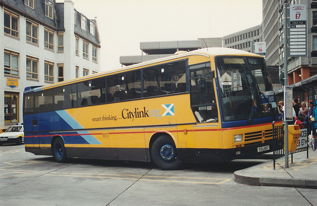 Midland Bluebird SSU 857 (D142 HMS) (Scottish Citylink contractor) in Edinburgh - 2 Aug 1997