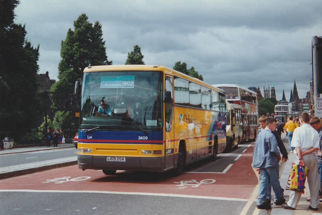 Midland Bluebird L109 DSX (Scottish Citylink contractor) in Edinburgh - 2 Aug 1997