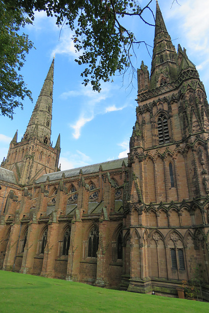 lichfield cathedral, staffs