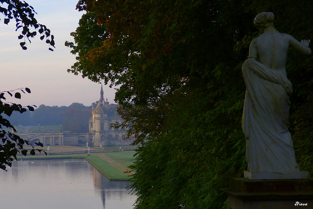 Statue comme château, une partie de leur intimité nous est cachée