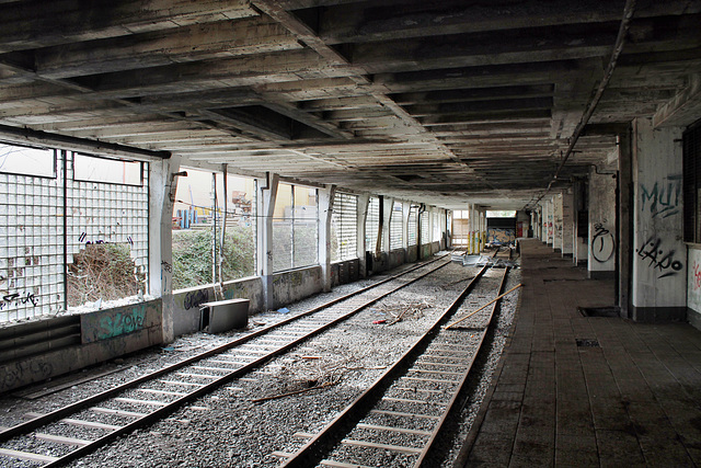 Verladung an der Ennepetalbahn (Zwiebackfabrik Brandt, Hagen-Westerbauer) / 26.02.2017