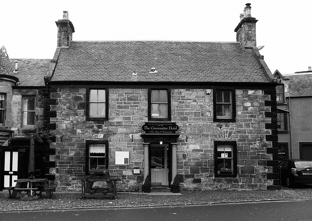 Covenanter Hotel, Falkland