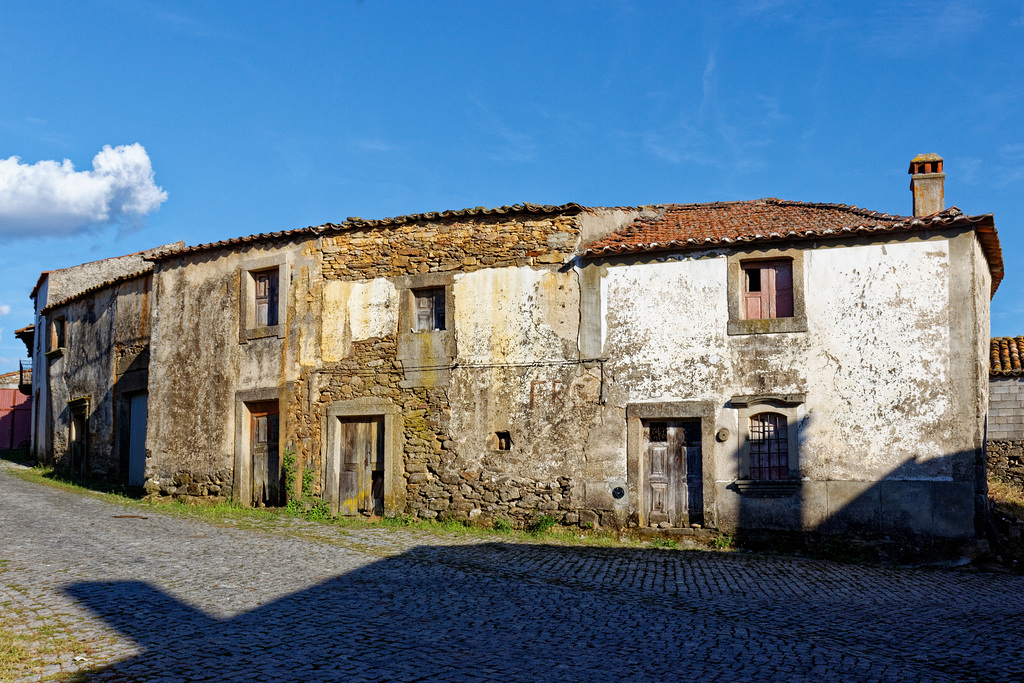 Brunhosinho, Portugal