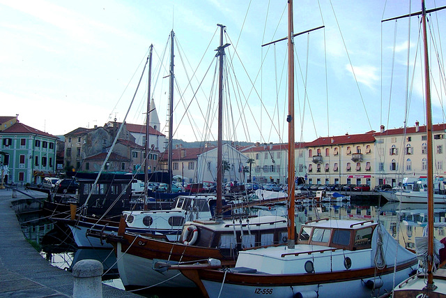 SI - Izola