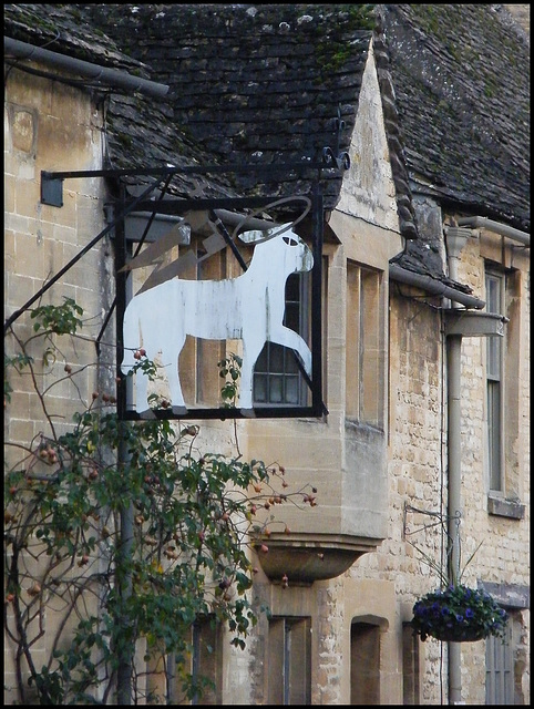 Lamb pub sign