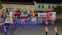 Hanford, CA hometown holiday parade (0326)