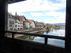 Blick von der Holzbrücke auf die Aare, und auf und einen teil des Städtchens Büren
