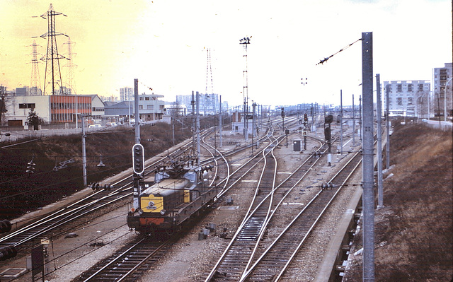 Villemomble (93) Janvier 1973. La  grande ceinture. (Diapositive numérisé).