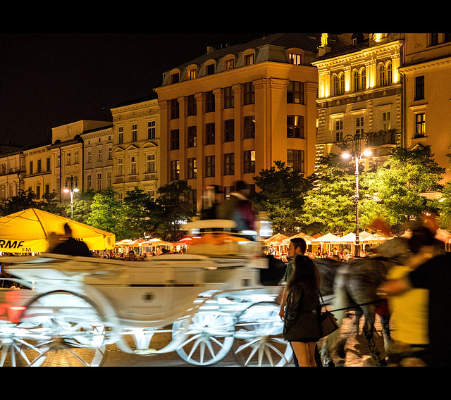 Kraków by night