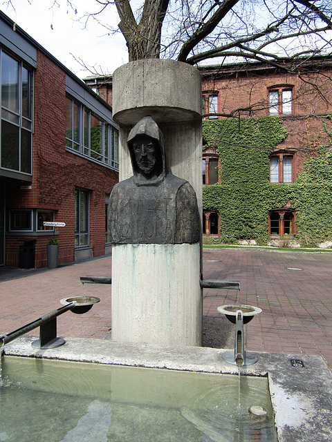 Brunnen im Innenhof