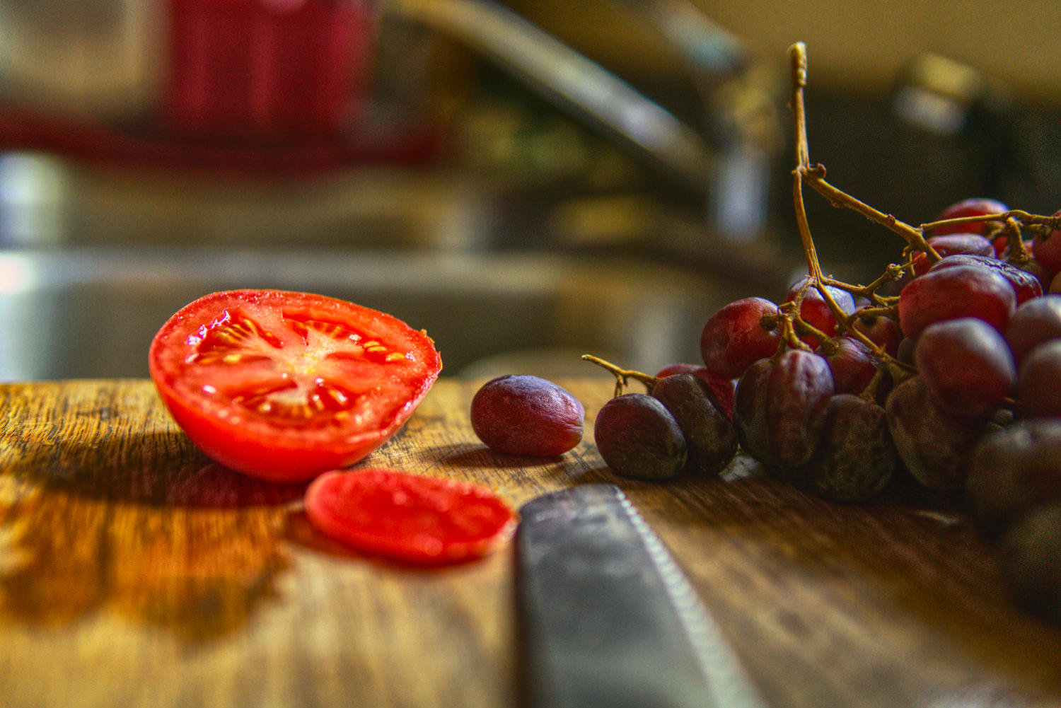 Tomato, Grapes, Knife