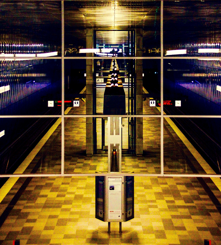 Hamburg - U 4 - Überseequartier