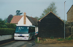 A R Travel W7 ART in Aston - 10 May 2001 (464-03)