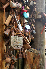 IMG 1786-001-Love Locks 1