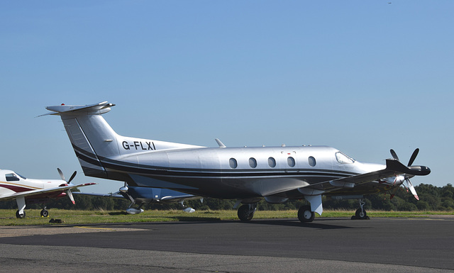 G-FLXI at Fairoaks - 14 September 2019